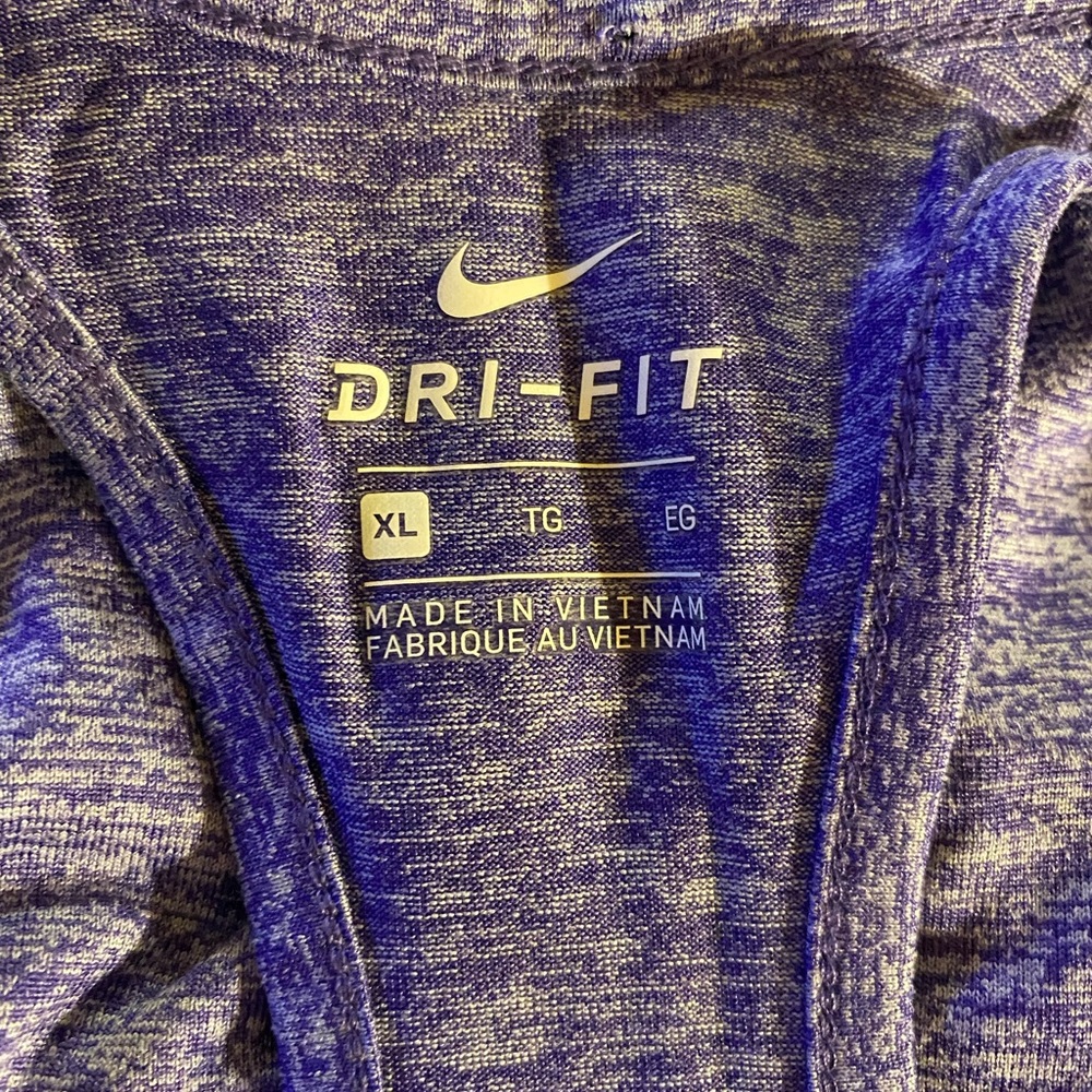 Ladies purple Nike racer back tank - Picture 3 of 10
